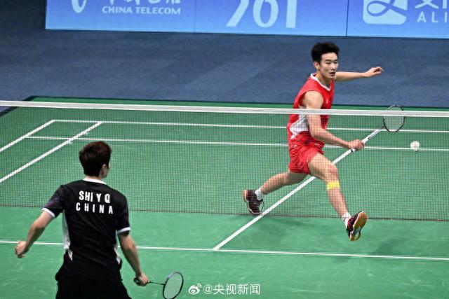 表现让他成 表现让他成