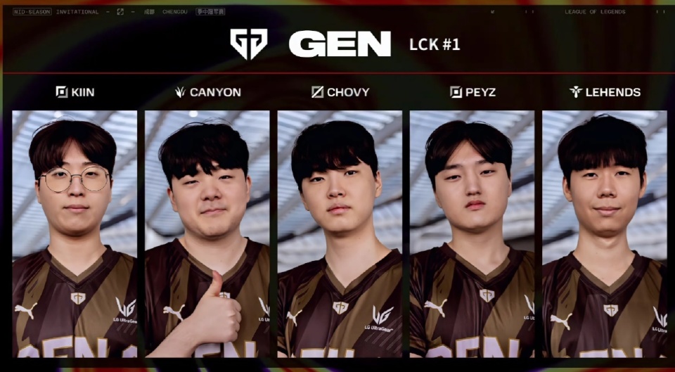 不妨与我一 不妨与我一