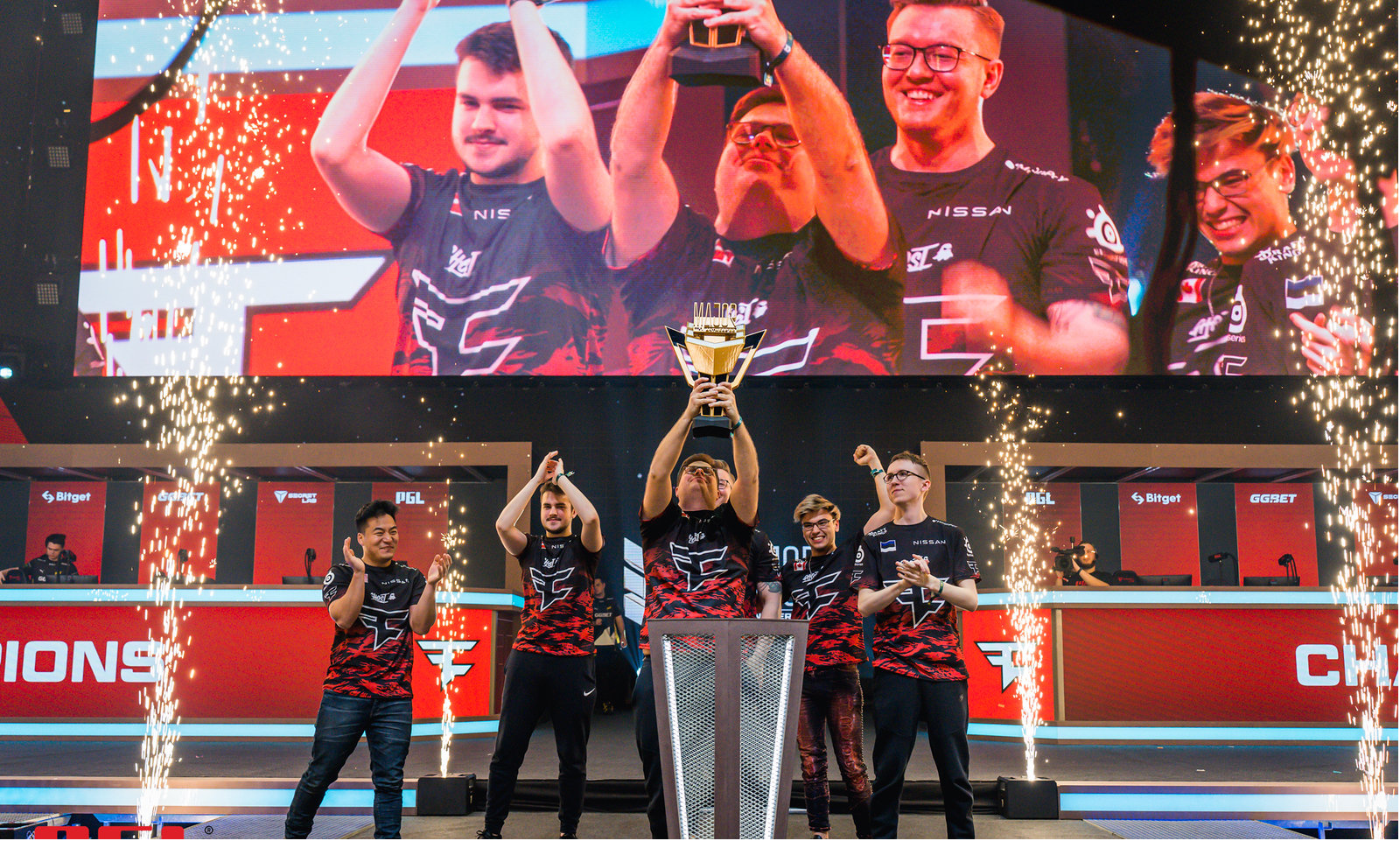 慈世平公开 慈世平公开